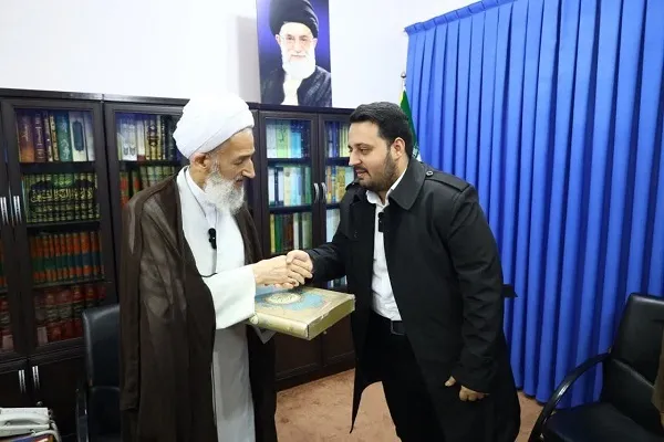 آیین تجلیل از  قاری ممتاز سید پارسا انگشتان