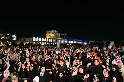 جشن میلاد پیامبر مهربانی‌ها در اصفهان
