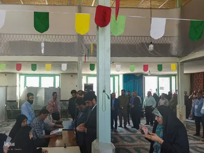 حضور حماسه ای ملایری‌ها در پای صندوق‌های رای‎