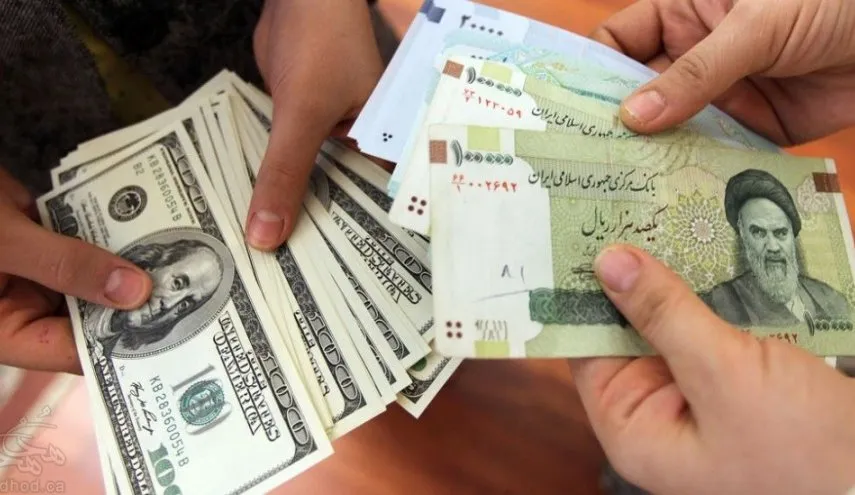 معاملات در بازار غیر رسمی ارز به حداقل رسید