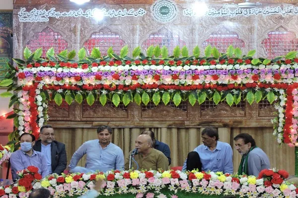 شب‌ شعر مباهله در پاکستان برگزار شد