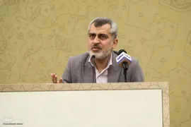حمید ایماندار در مراسم اختتامیه نشست استادان، قاریان و حافظان قرآن