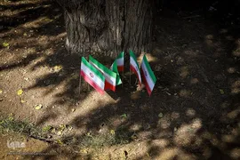 تشییع شهید گمنام با حضور دانش‌آموزان در اهواز