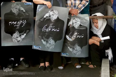 مراسم تشییع جنازه عزت الله انتظامی