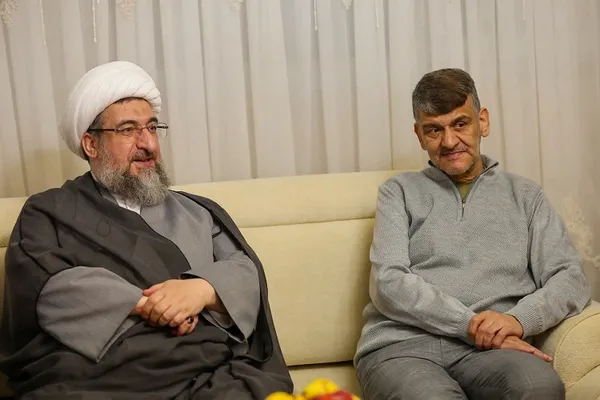 دیدار امام جمعه تبریز با سه جانباز ۷۰ درصد