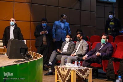 مراسم گرامیداشت هفته پژوهش و رونمایی از کتاب «روایت اساسی»