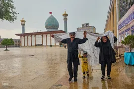 باران اردیبهشت در حرم شاهچراغ(ع)