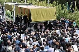 تشییع پیکر ۵۴ شهید دفاع مقدس 