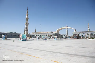 آئین شستشو وتعویض پرچم گنبد مسجد مقدس جمکران
