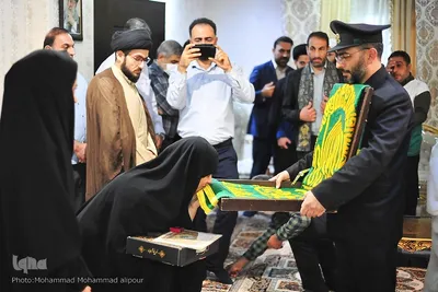 دیدار خدام رضوی با خانواده شهید مدافع حرم حسونی‌زاده