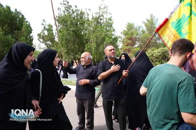 پیاده‌روی دلدادگان اربعین حسینی در خمینی‌شهر