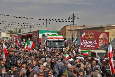 تشییع پیکر سرلشکر شهید مجید خادمی و ۵ تن از شهدای اقتدار در شیراز
