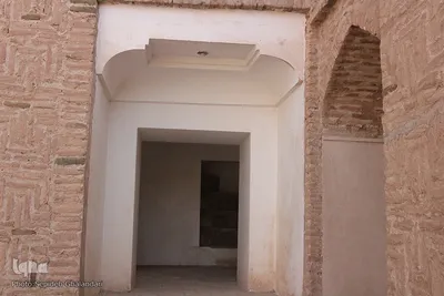 بنای خواجه خضر؛ آرامگاهی در دل شهر
