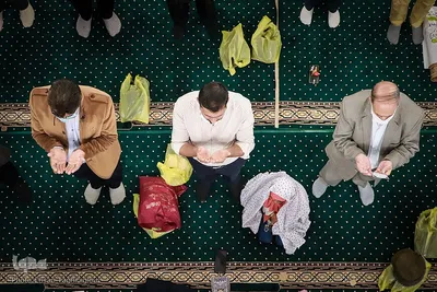 اقامه نماز عید سعید فطر در زنجان