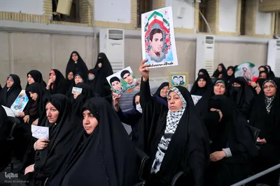 دیدار دست‌اندرکاران دومین کنگره ۲۴ هزار شهید استان خوزستان بار هبر معظم انقلاب