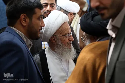 حضرت آیت الله العظمی ناصر مکارم شیرازی