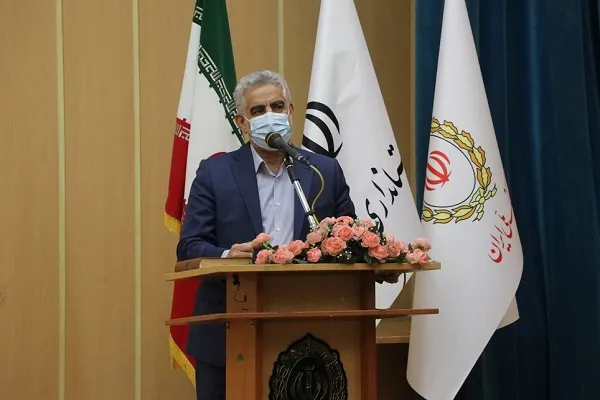 مادران و همسران شهدا اسوه‌های مقاومت، صبر و ادب هستند