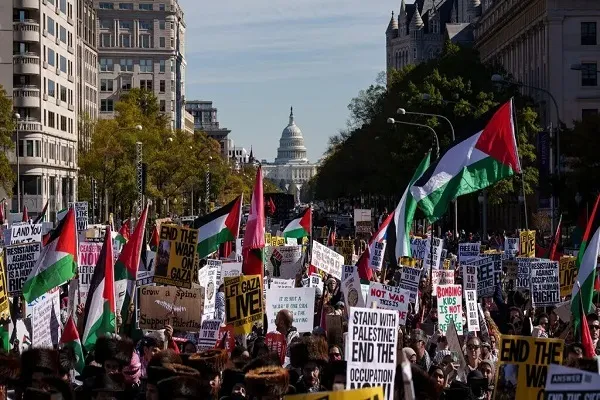 Miles de estadounidenses se solidarizan con palestinos de Gaza