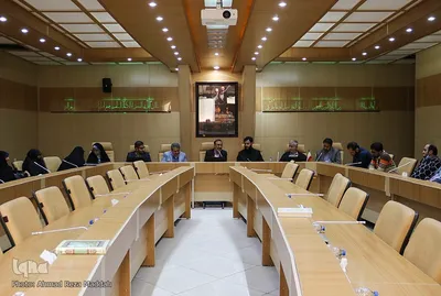 نشست تعامل با فعالان قرآنی استان فارس