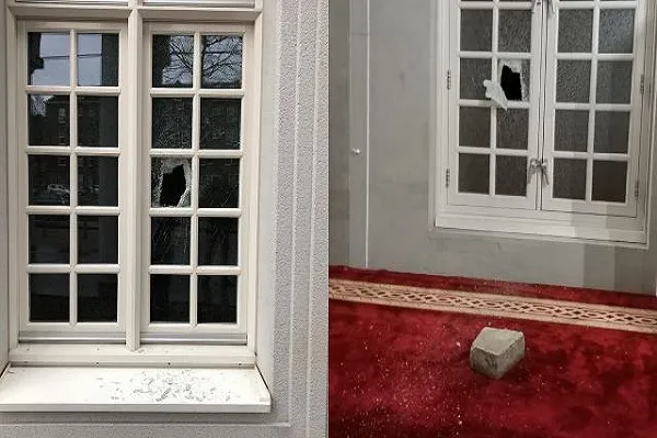 Hollanda'da Amsterdam Ayasofya Camii'ne taşlı saldırı