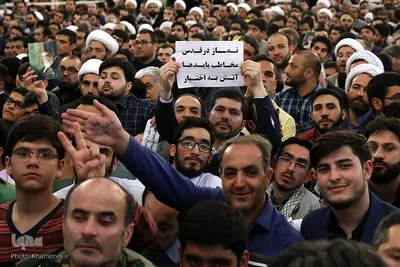 حضور و سخنرانی رهبر انقلاب در حرم مطهر رضوی
