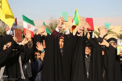 راهپیمایی شیرازی ها بر علیه اغتشاشگران