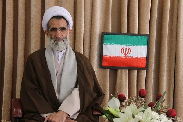 دعوت نماینده ولی‌فقیه در چهارمحال‌وبختیاری از مردم برای حضور در راهپیمایی 22 بهمن