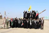 اولین کاروان راهیان‌نور دانش‌آموزی وارد یادمان شهدای هویزه شد + عکس