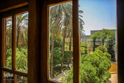 مدرسه خان شیراز