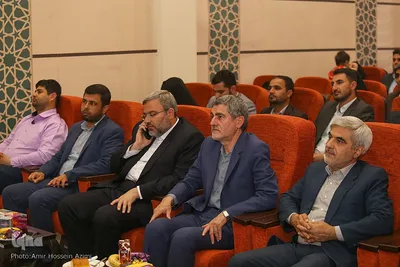 ‎تقدیر از کارکنان ازدواج کرده و صاحب فرزند شده