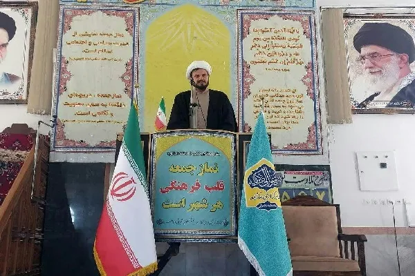 ملت ایران با وجود تحریم‌ها حامی نظام و ولایت‌ هستند