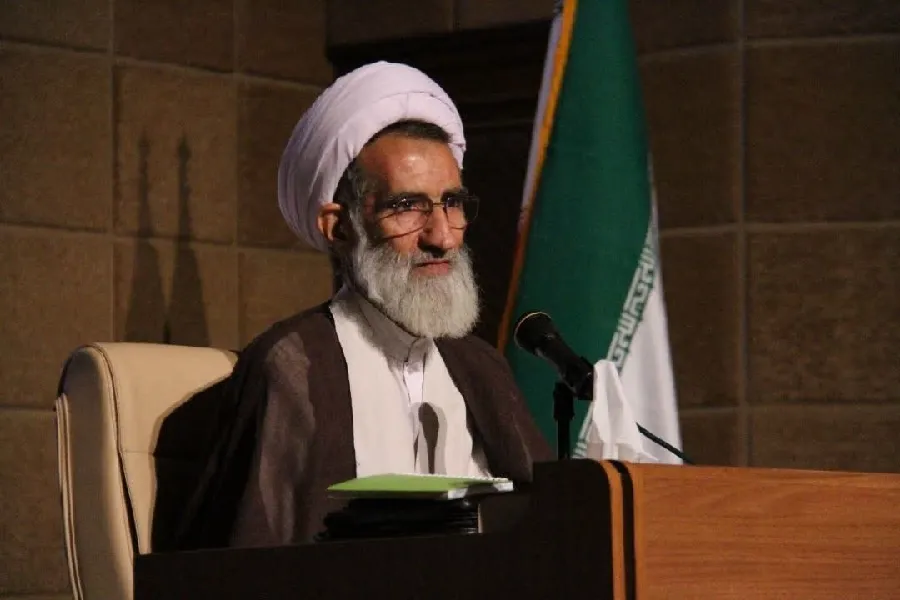 قرآن، امت اسلامی را در ظرف خیر قرار می‌دهد