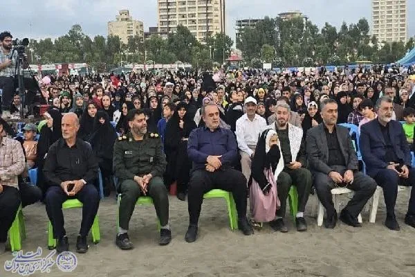 جشن بزرگ محفل قرآنی علویون در ساحل دریای بابلسر