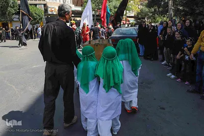 مراسم شبیه خوانی حرکت نمادین کاروان اسرای کربلا در اهر