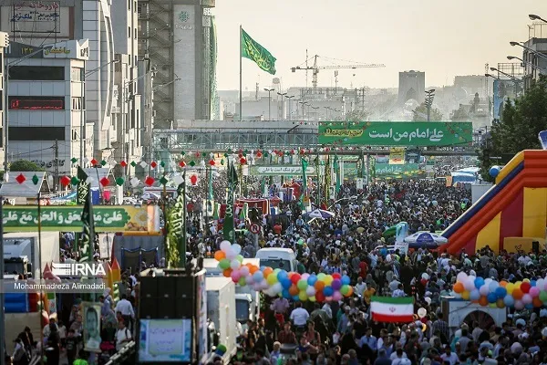 جلوه‌ای از شور محبان امیرالمؤمنین(ع) در «مهمونی 10 کیلومتری غدیر»