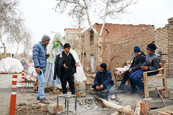Иранский город Хой после землетрясения