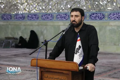 غبارروبی مضجع شریف کریمه اهل بیت توسط جامعه قرآنی کشور