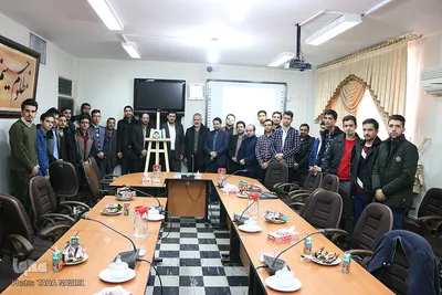 رونمایی از یکصدوچهلمین کتاب انتشارات جهاددانشگاهی استان مرکزی