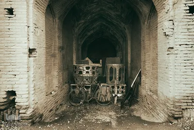 گذشته استمراری؛ کاروانسرای ملک