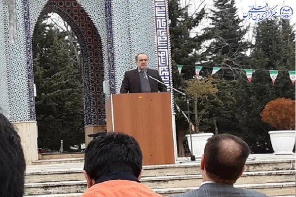 شادپیمایی دانشگاهیان مازندران در آغاز دهه فجر برگزار شد