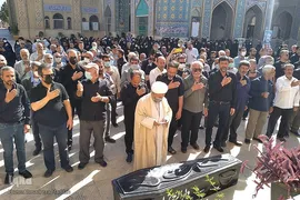 مراسم تشییع پیکر مرحومه عصمت صاحب نظر مادر شهید محمد علیپور اصطهباناتی از شهدای تازه تفحص شده دوران دفاع مقدس