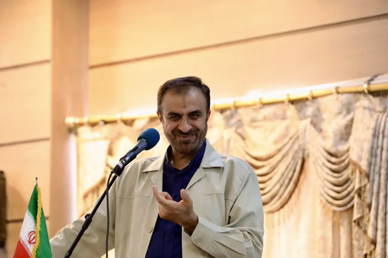 خبرنگاران ترویج‌کننده امید و معنویت در جامعه هستند