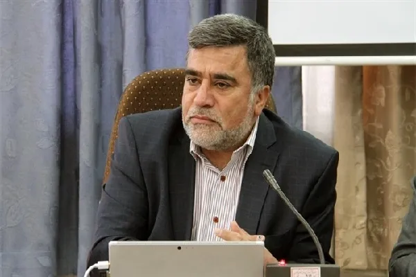 تحصیل ۴۰۰ هزار دانش‌آموز در مدارس شاهد کشور