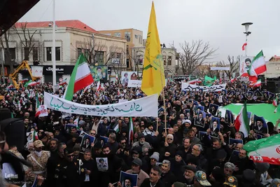 بیعت مردم تبریز با سومین رهبر انقلاب اسلامی