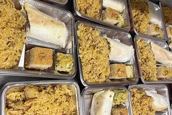 Restaurant Serves Iftar at Yokohama Mosque in Japan