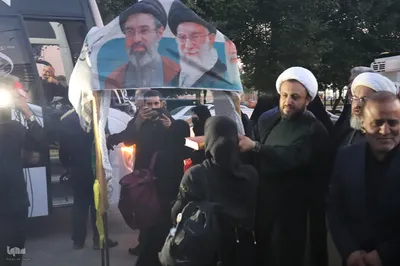 بدرقه کاروان اعزامی ملایری ها به آیین تشییع و وداع آقای شهید ایران