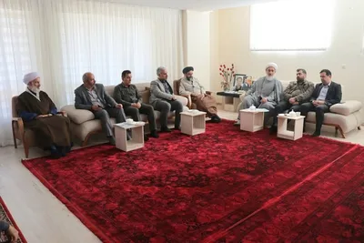 دیدار شهردار تبریز با خانواده شهدای جنگ رمضان