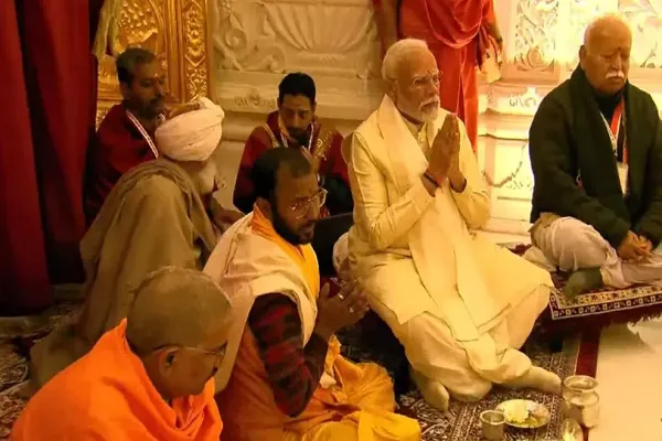 Ikinalungkot ng OIC ang Paglulunsad ng India ng Templong Hindu sa Pook na Winasak na Moske