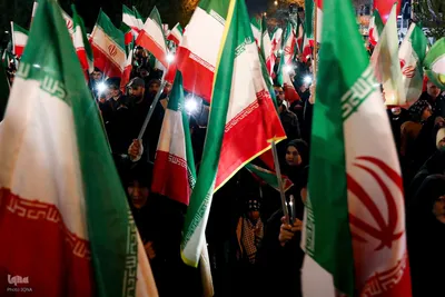 مراسم آیینی «پرچمداران ایران» به مناسبت روز جمهوری اسلامی ایران