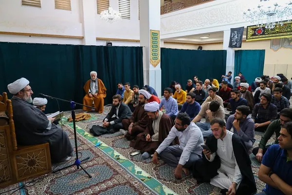 اعتکاف دانشجویی در مسجد دانشگاه علوم پزشکی تبریز